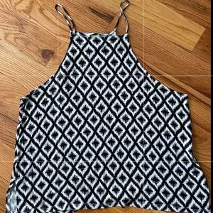 High neck sleeveless blouse